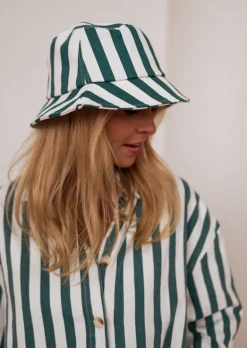 Bonnets & Gants-EASY-CLOTHES Bob Monka à lignes | Bob vert ligné | Prêt-à-porter en ligne | Easy Clothes       