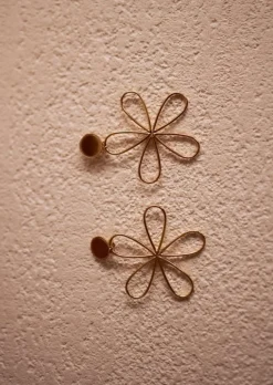 Boucles d'oreilles-EASY-CLOTHES Boucles d’Oreilles Doria - À Clip - Dorées - FleursEasy Clothes Dorées       