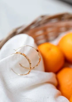 Boucles d'oreilles-EASY-CLOTHES Boucles d’oreilles Guna dorées | Anneaux perlés | Prêt-à-porter en ligne | Easy Clothes Dorées       