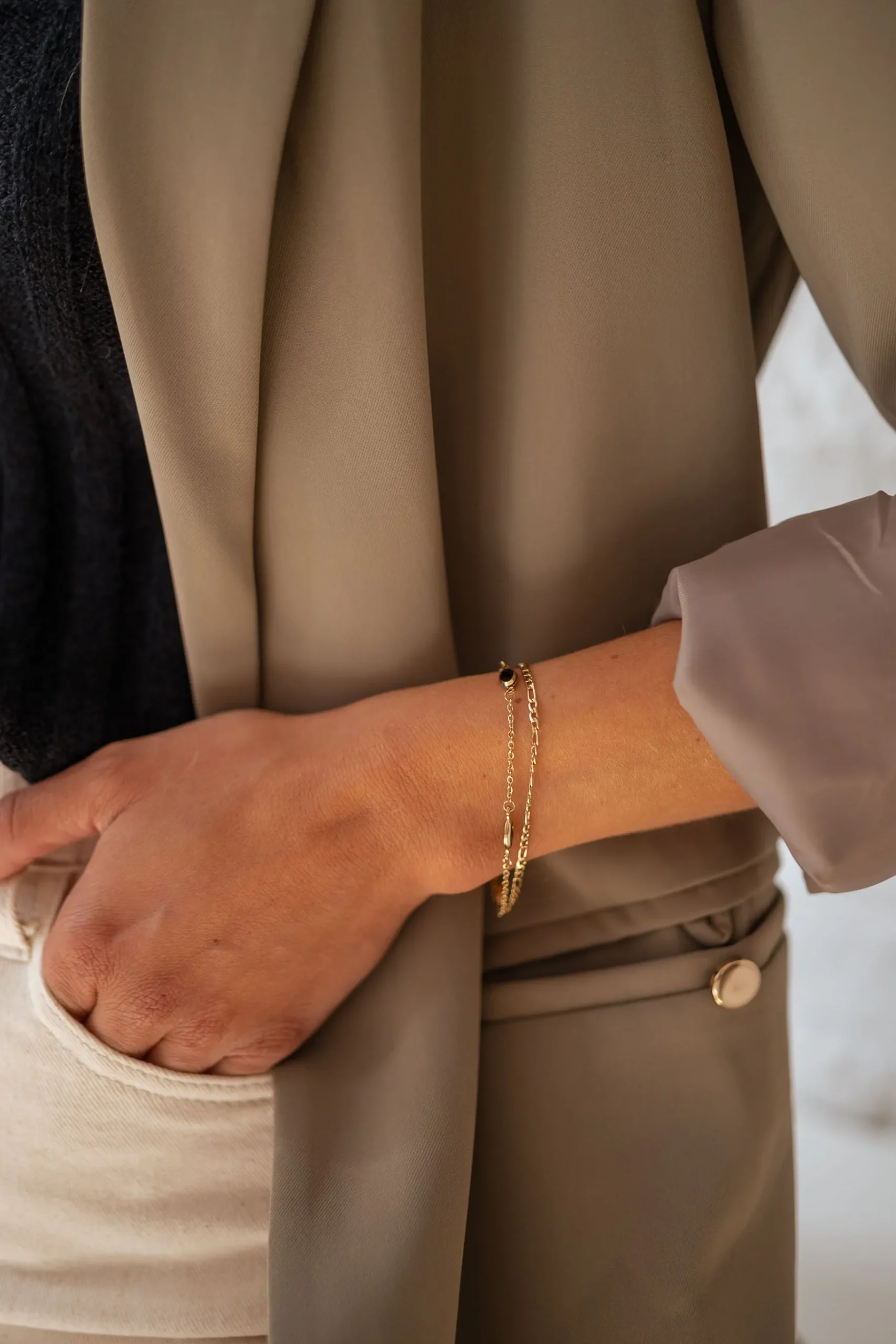 Bracelets-EASY-CLOTHES Bracelet Rali - doré et noirEasy Clothes Doré et noir