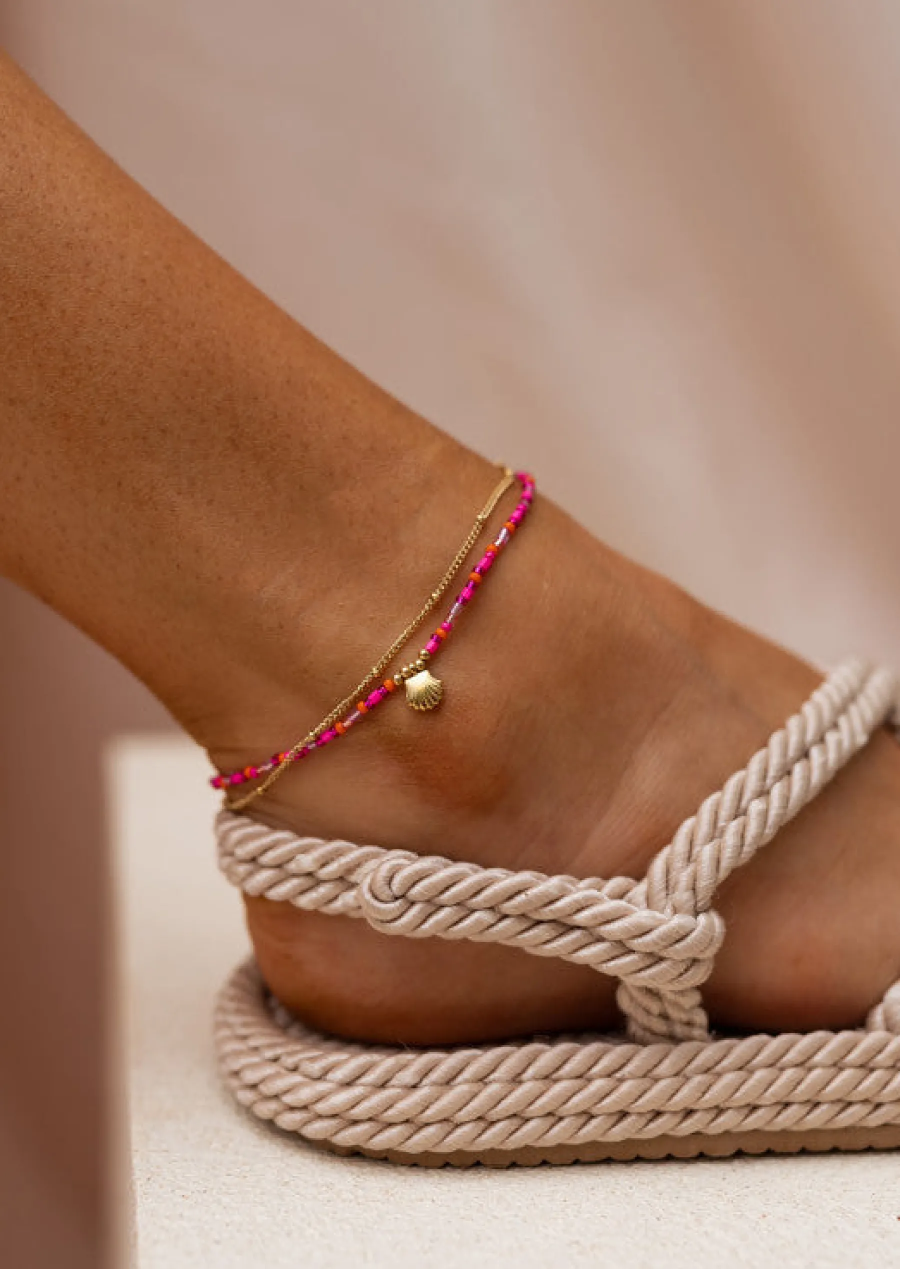 Bracelets-EASY-CLOTHES Chaine de Cheville Gunzo - Rose & Dorée - Pendentif CoquillageEasy Clothes Rose et dorée