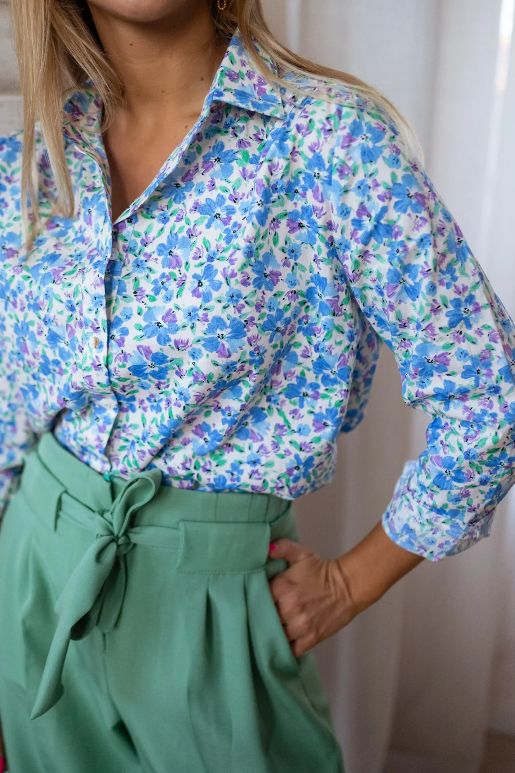 Chemisiers & Blouses-EASY-CLOTHES Chemise Arlette - écrue à fleurs bleuesEasy Clothes Écrue à fleurs bleues