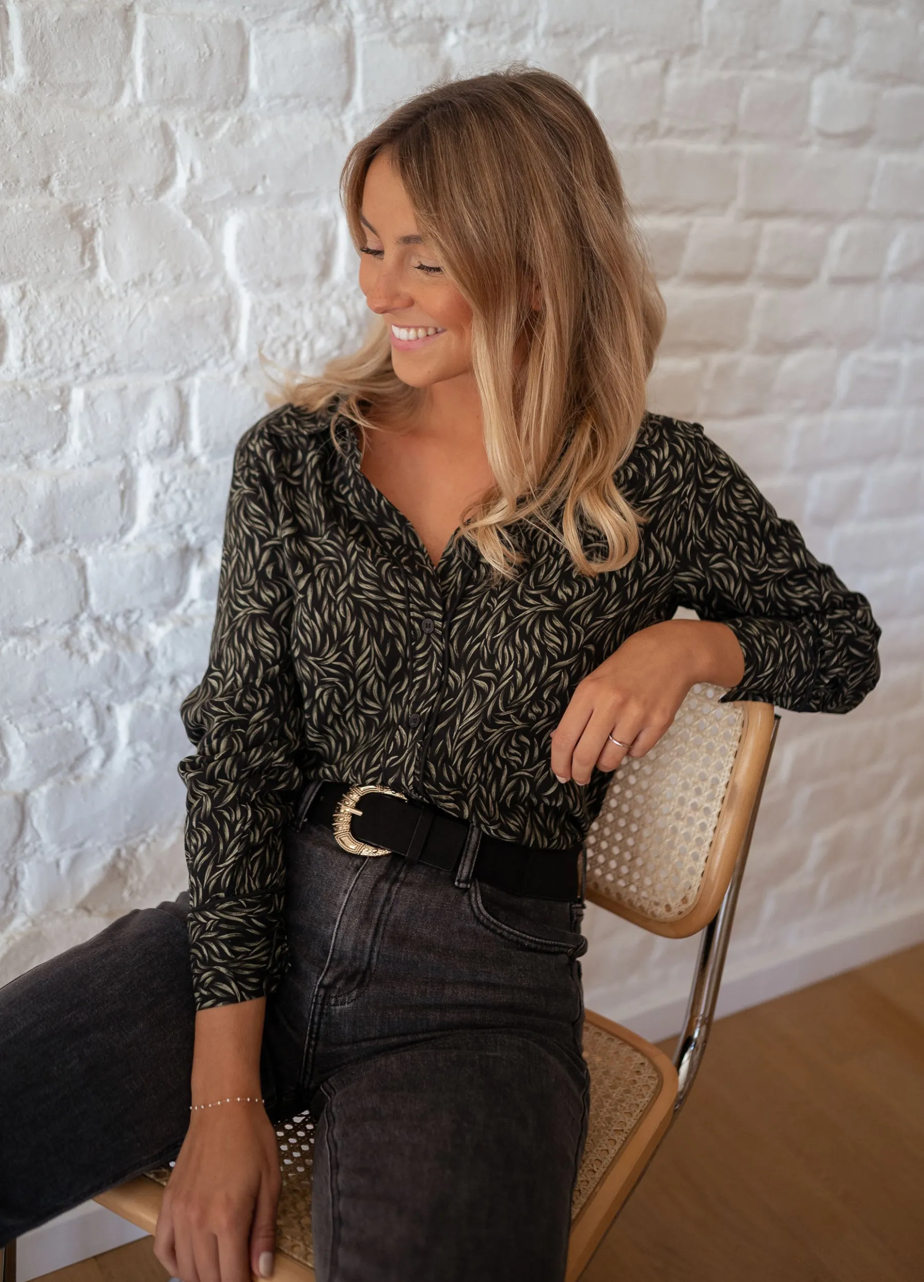 Chemisiers & Blouses-EASY-CLOTHES Chemise Merida - noire à motifs vertsEasy Clothes Noire à motifs verts