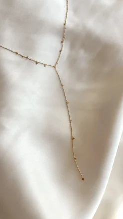 Colliers-EASY-CLOTHES Collier Tiffen doré | Collier en décolleté | Prêt-à-porter en ligne | Easy Clothes Doré