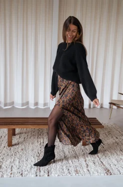 Jupes & Shorts-EASY-CLOTHES Jupe Bridget - noire à fleursEasy Clothes Noire à fleurs