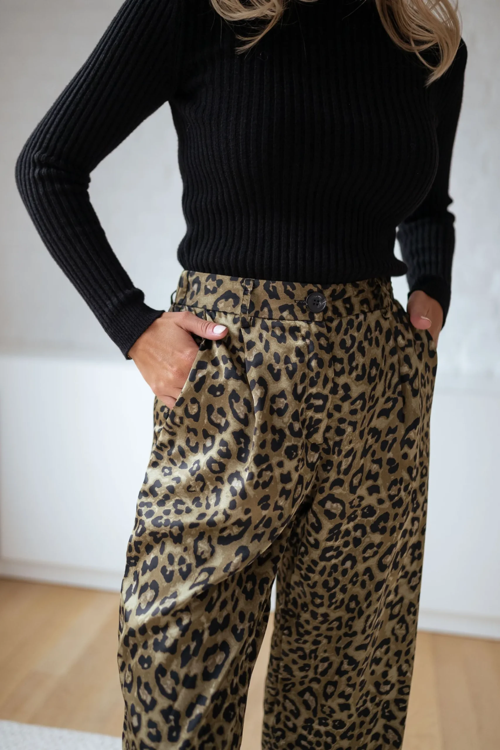 Pantalons-EASY-CLOTHES Pantalon Enouk - léopard vertEasy Clothes Léopard vert
