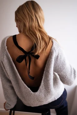Pulls & Gilets-EASY-CLOTHES Pull Laïs - Gris avec noeud noirEasy Clothes Gris avec noeud noir