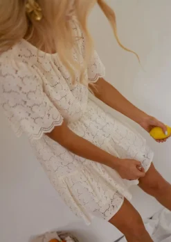 Robes-EASY-CLOTHES Robe Almane écrue | Robe courte en dentelle | Prêt-à-porter en ligne | Easy Clothes