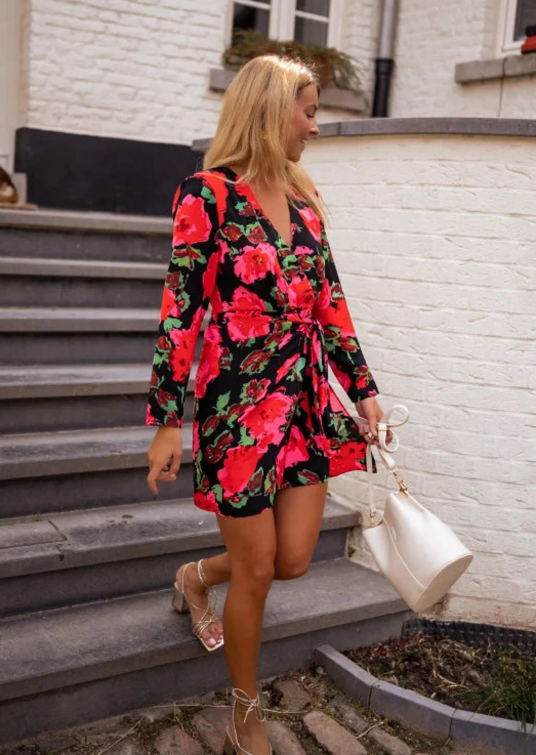 Robes-EASY-CLOTHES Robe Belga - À Fleurs - Epaulettes - Col VEasy Clothes À fleurs