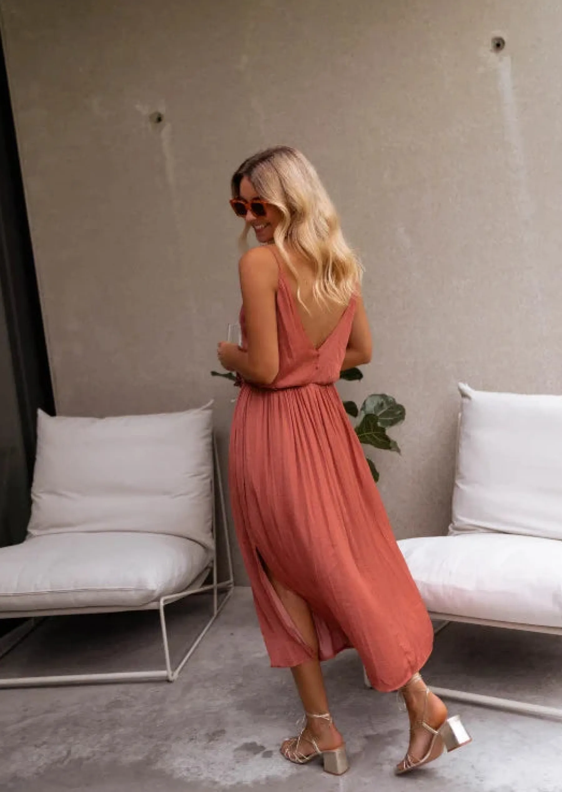 Robes-EASY-CLOTHES Robe Dalie brique | Robe midi de cocktail | Prêt-à-porter en ligne | Easy Clothes Brique