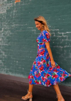 Robes-EASY-CLOTHES Robe Dana bleue à fleurs | Robe fendue à fleurs | Prêt-à-porter en ligne | Easy Clothes Bleue à fleurs       