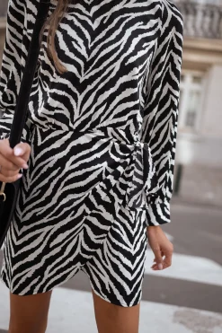 Robes-EASY-CLOTHES Robe Maela zebrée - noire et blancheEasy Clothes Noire et blanche       