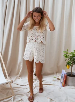 Jupes & Shorts-EASY-CLOTHES Short Marou - écru en crochetEasy Clothes Écru en crochet