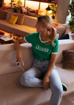 Tops & T-shirts-EASY-CLOTHES T-shirt Amor vert | T-shirt vert à imprimés | Prêt-à-porter en ligne | Easy Clothes Vert       